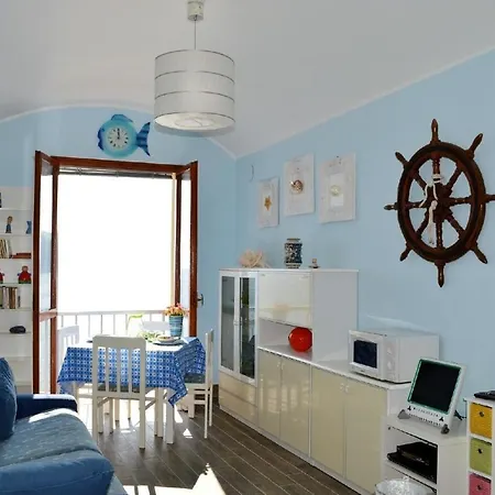 Ferienwohnung Fur 4 Personen Ca 40 M In Moneglia, Italienische Riviera Italienische Westkuste Appartement *